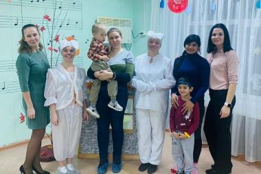 "День Матери" - это самый тёплый и сердечный праздник